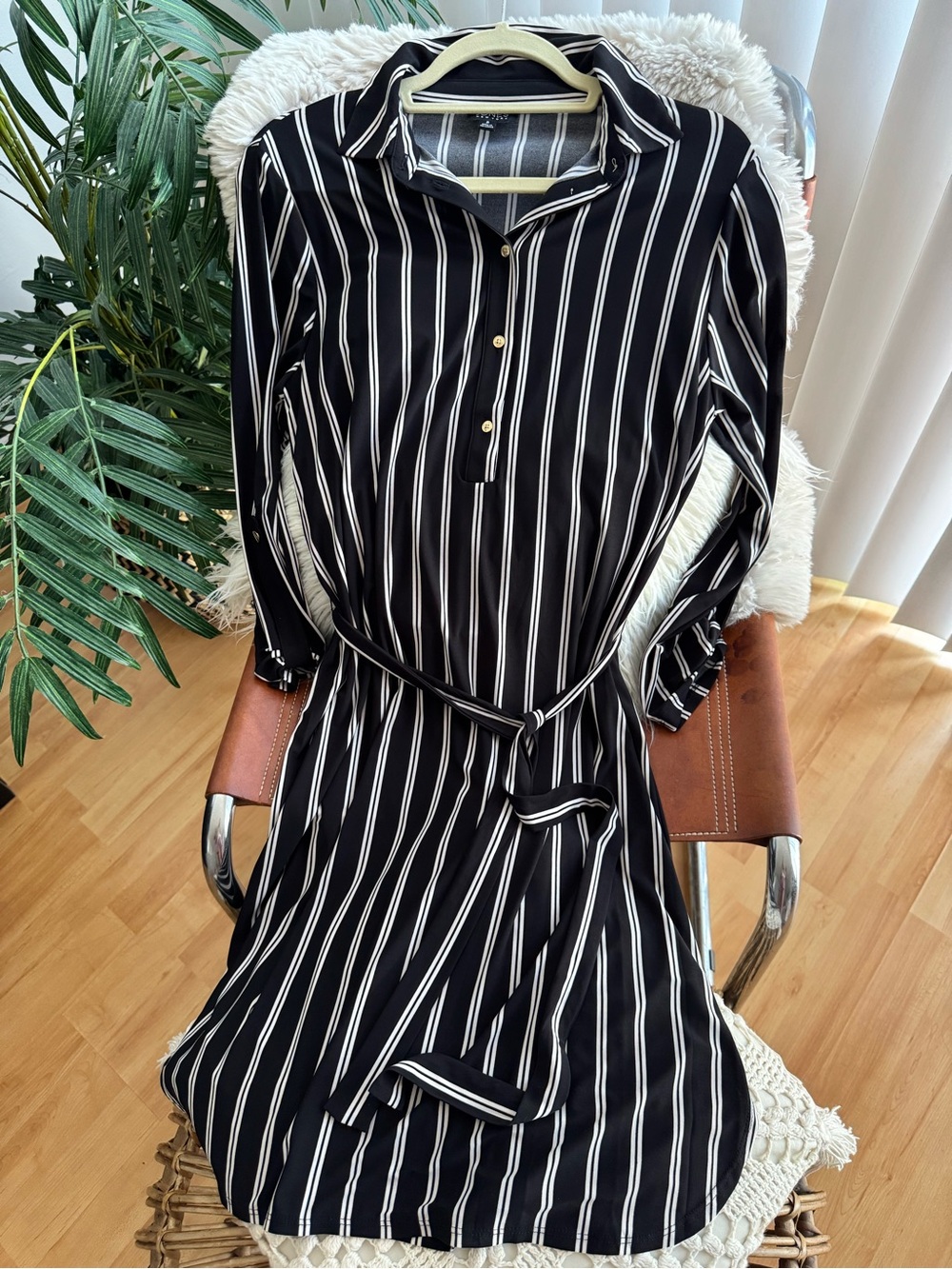 Jones New York Striped Belted Midi Dress in Black & White Size Medium